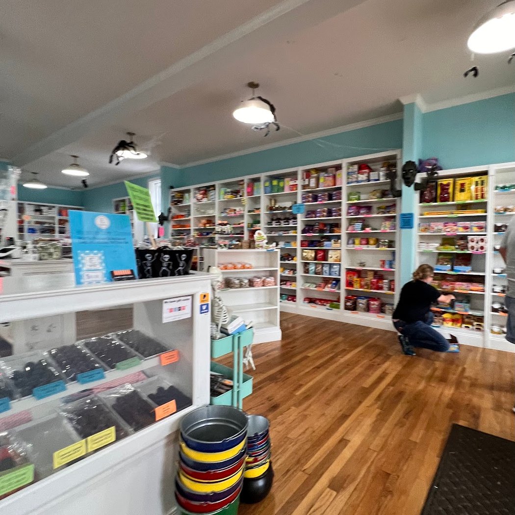 Eleanor's Sweets and Sodas 3