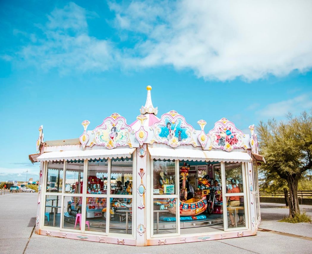 Carrousel de La Barre 1