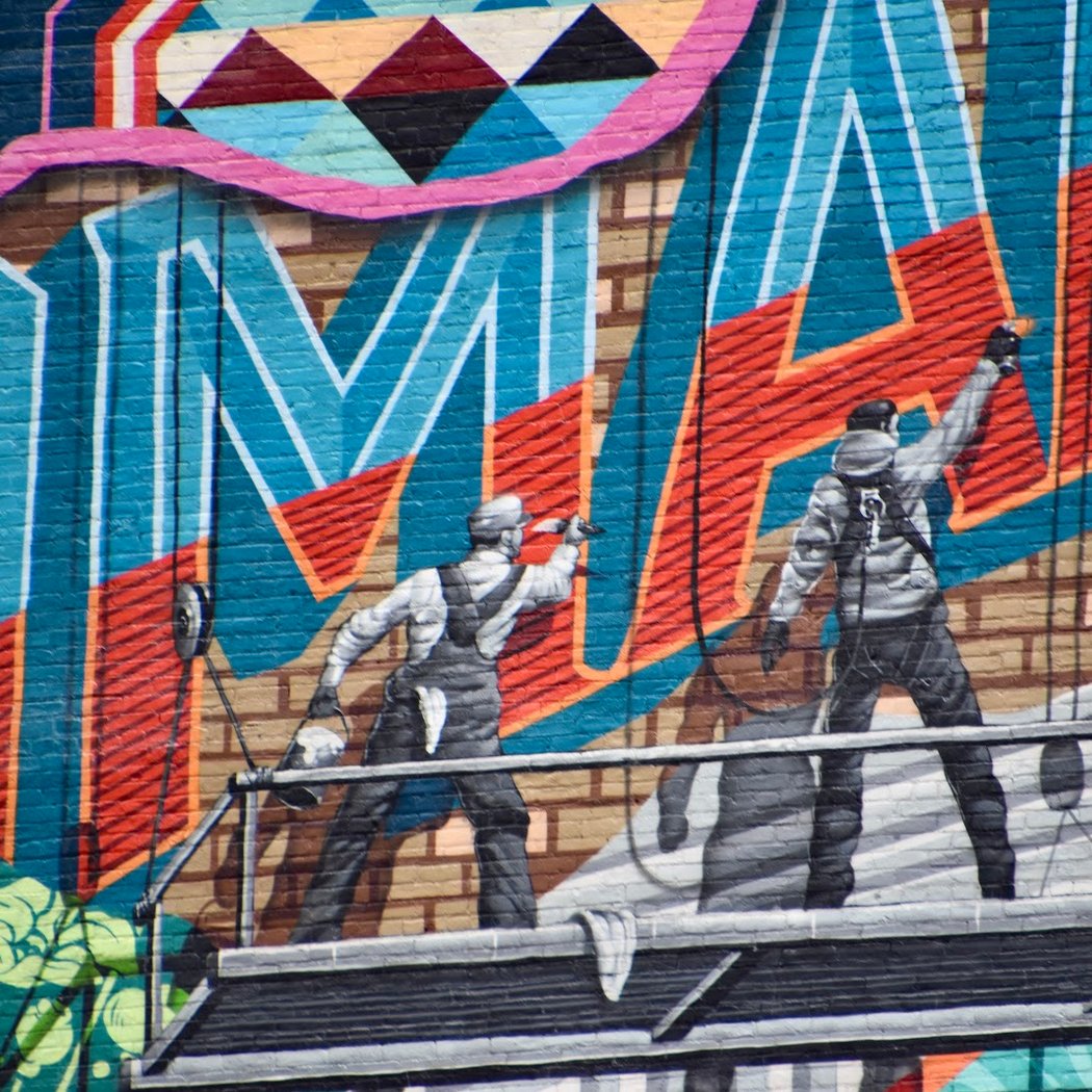 The Gilded Lady Mural by Tristan Eaton 5