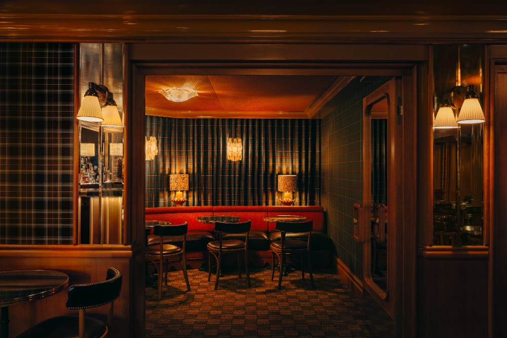 Divine House Bar 3