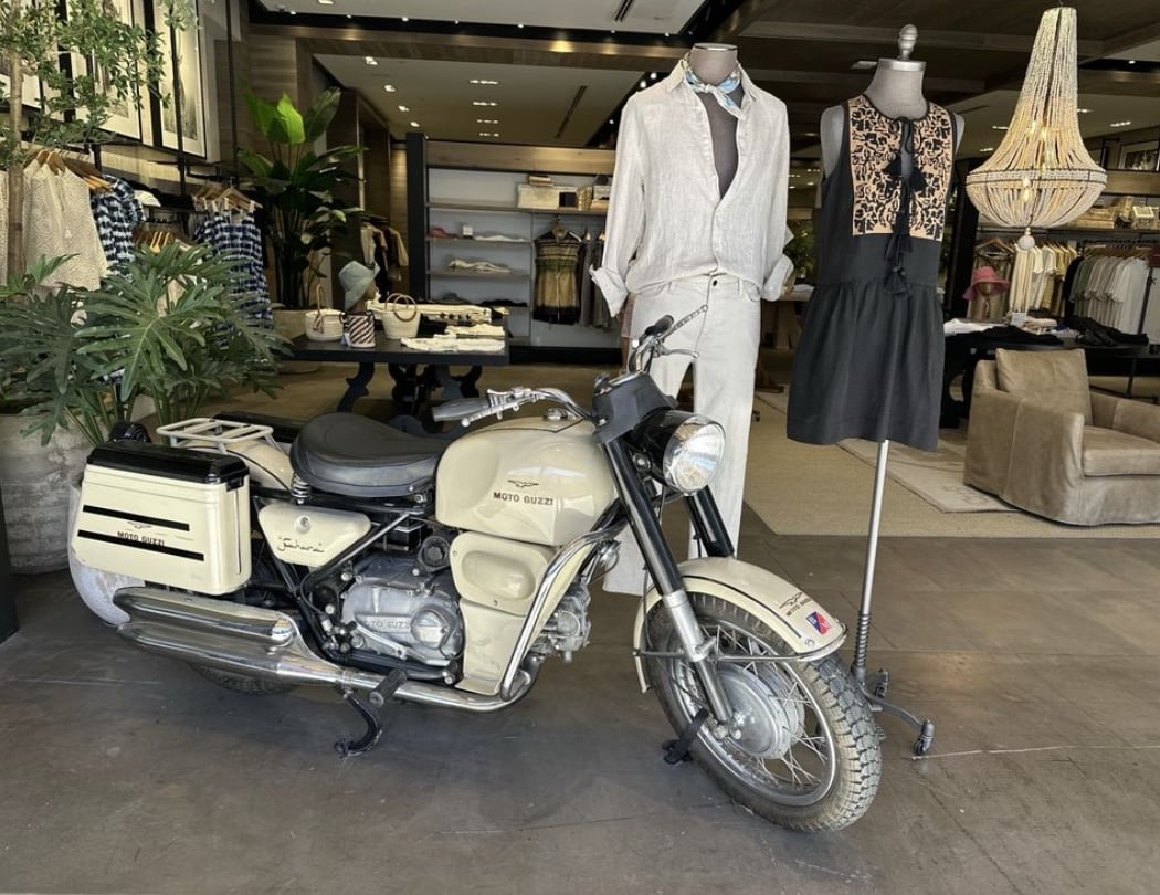 Banana Republic 1