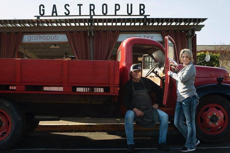 Happy Hour at Palooza Brewery & Gastropub 4