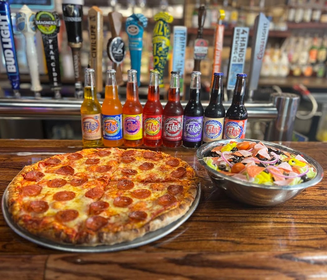 Bennie's Pizza Pub 1