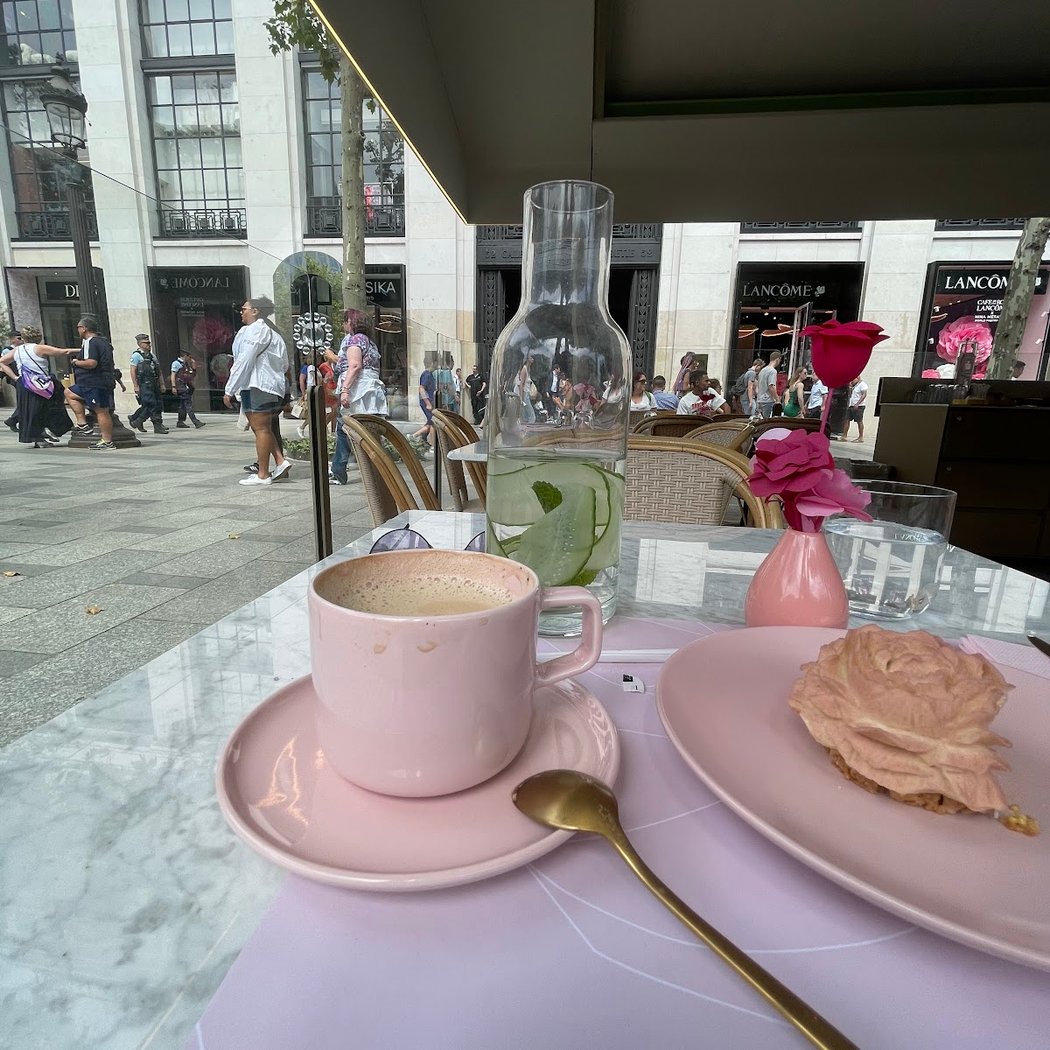 Café de la Rose Lancôme 3