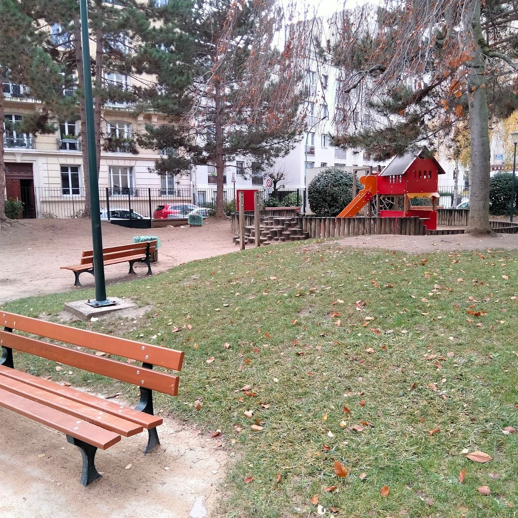 Square du Maréchal Juin 2