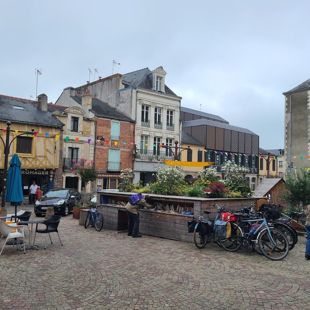 Les Halles 3