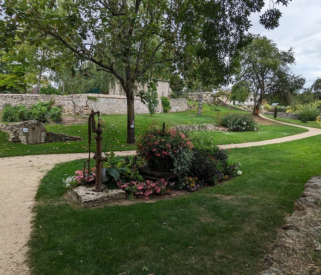 - René Boylesve Public Garden 3