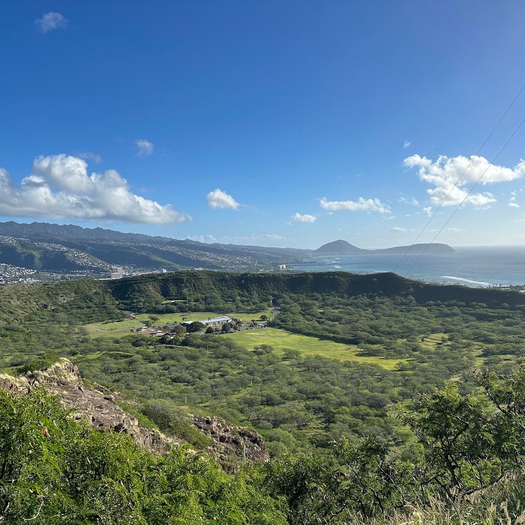 Diamond Head Crater Trailhead 3