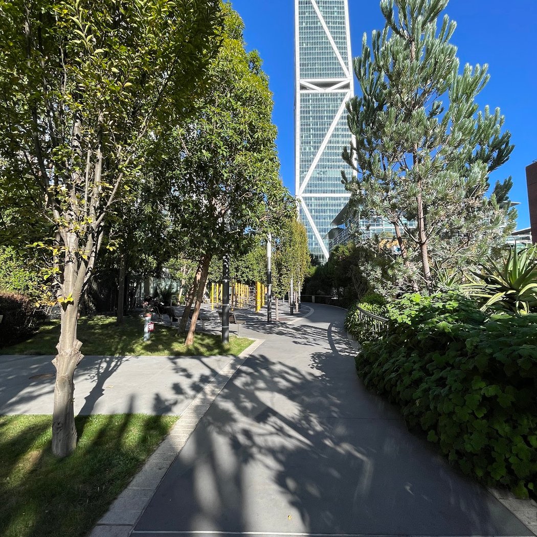 Salesforce Transit Center Bay 29 4