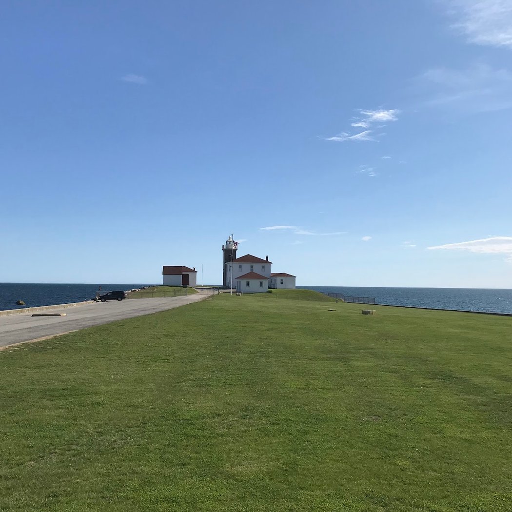 Watch Hill Lighthouse 2