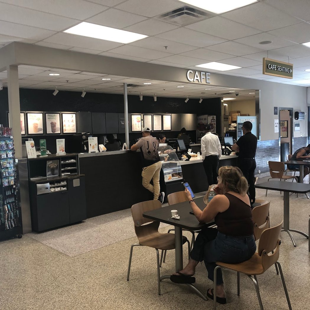 Publix Café 2