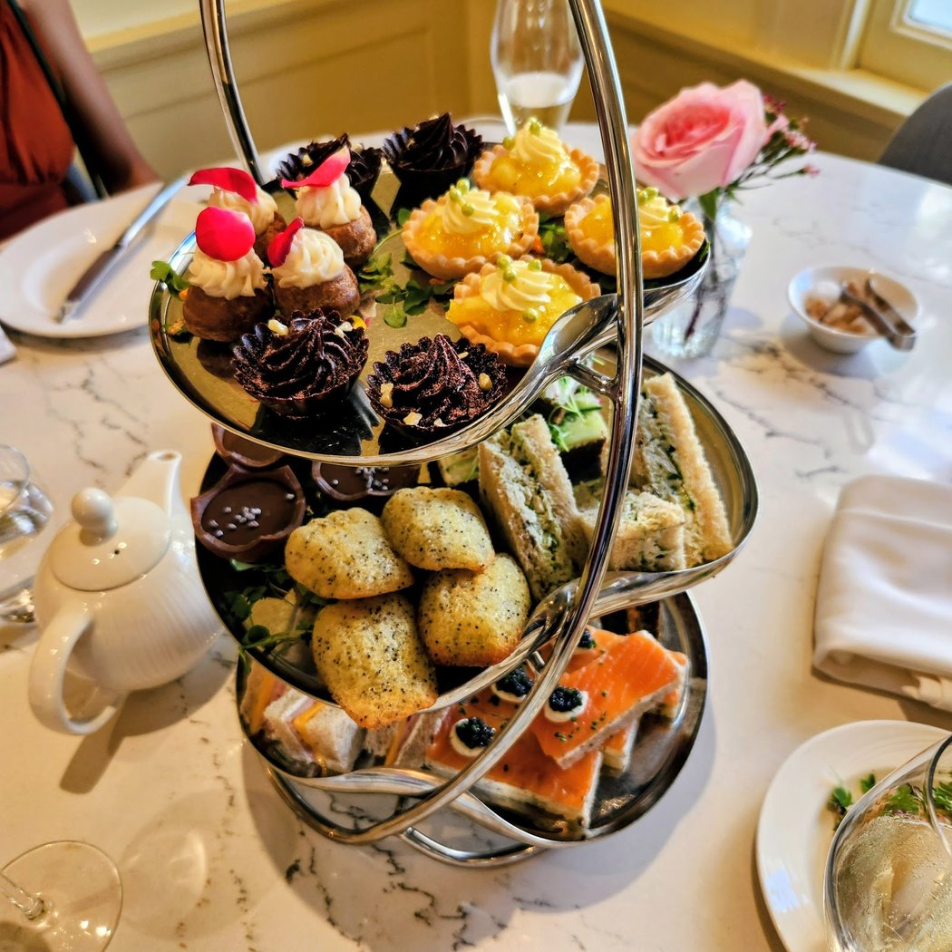 The Huntington's Rose Garden Tea Room 1