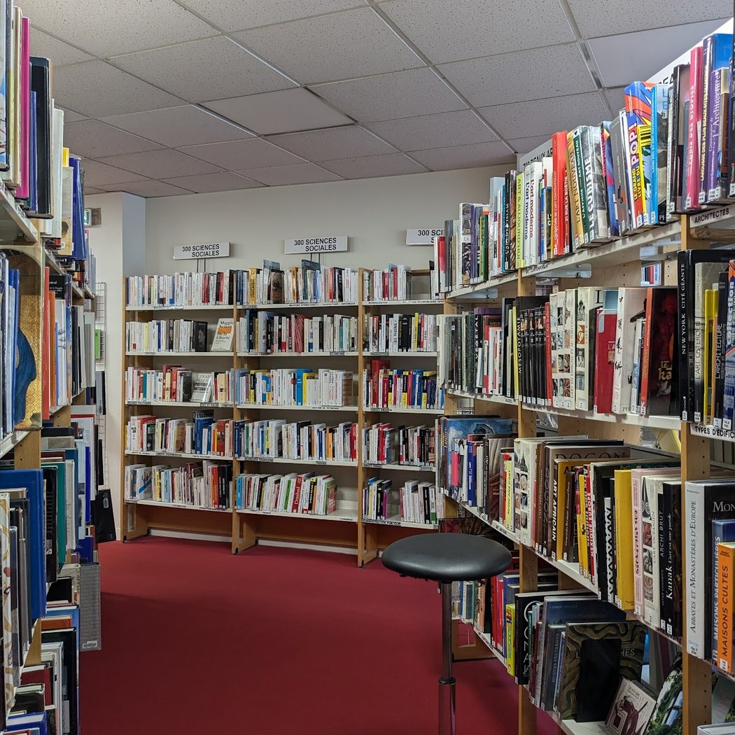 Bibliothèque Cavanna 4