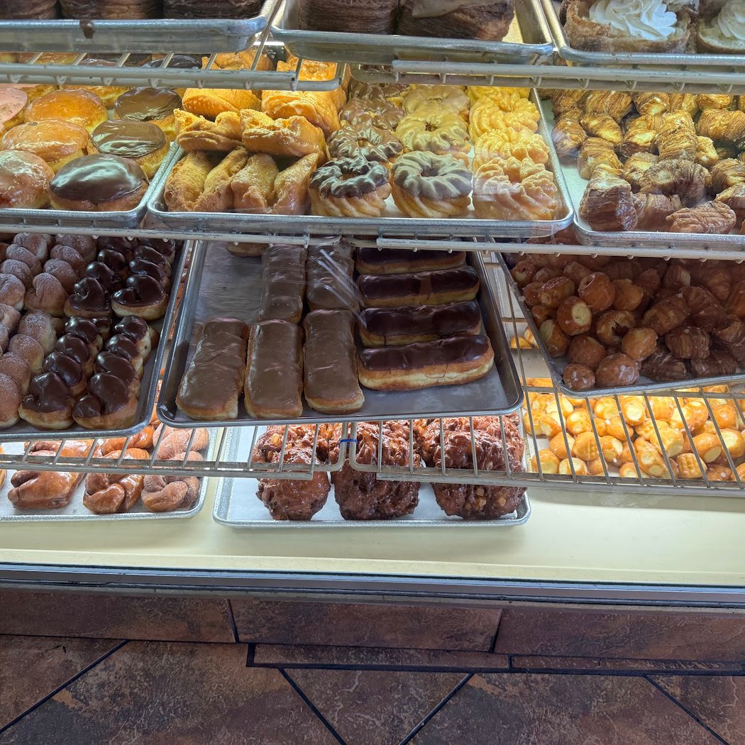 Happy Donuts 3