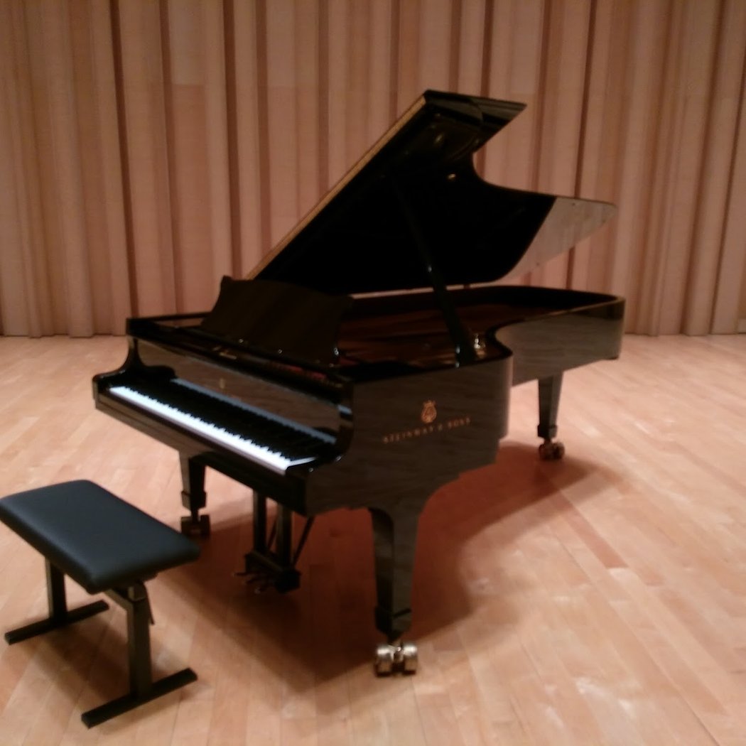 Gilbert Amy, Francis Poulenc, Ludwig van Beethoven, Franz Schubert Concert 1