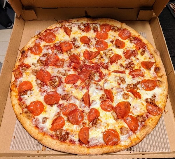 Tony Di Maggio’s Pizza 3