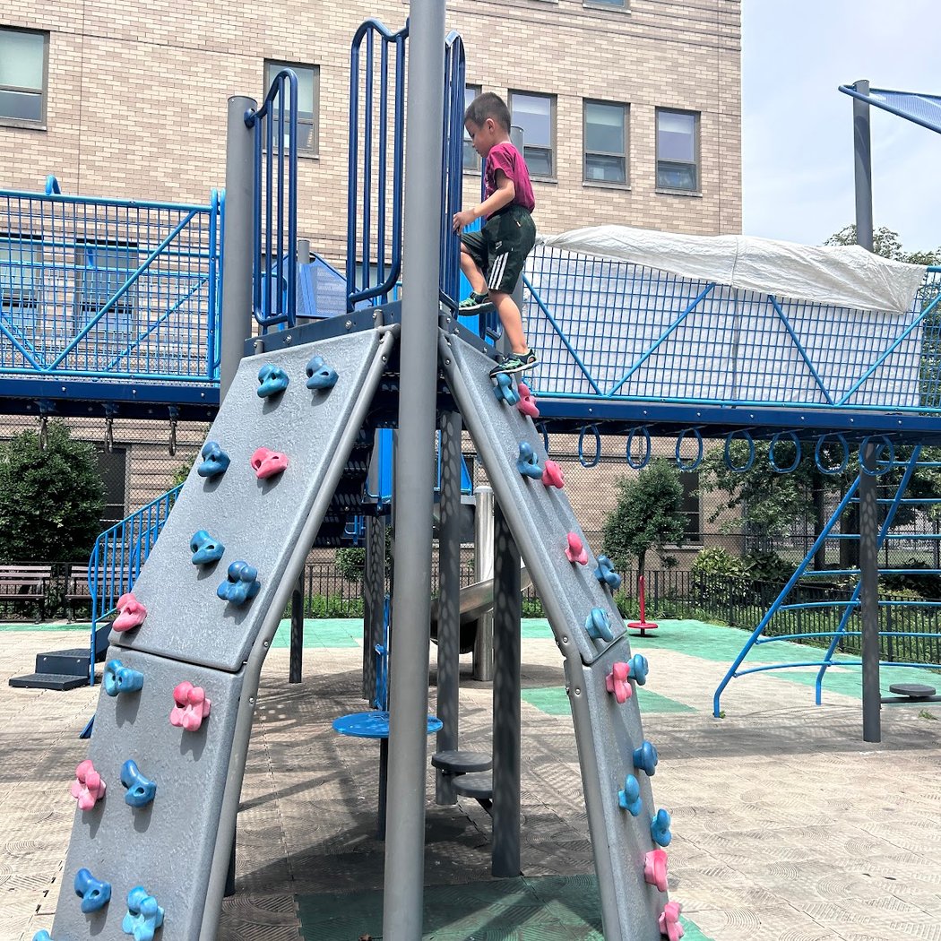 Marconi Park 4
