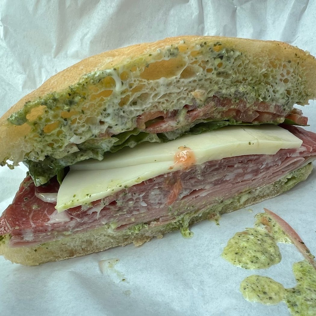 Corsagna Deli 1
