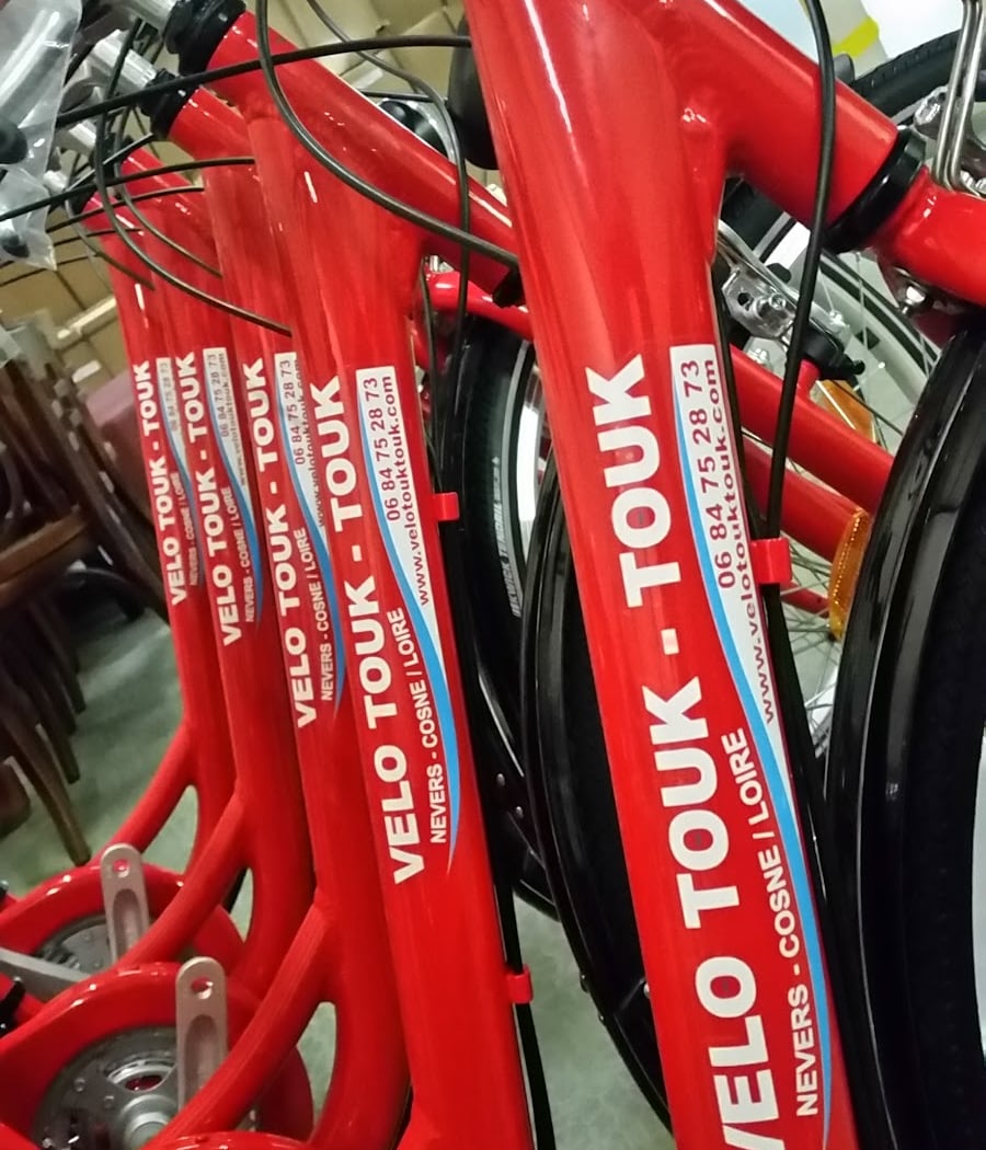 Agence VELO TOUK-TOUK Nevers - Spécialiste de la LOIRE A VELO 2