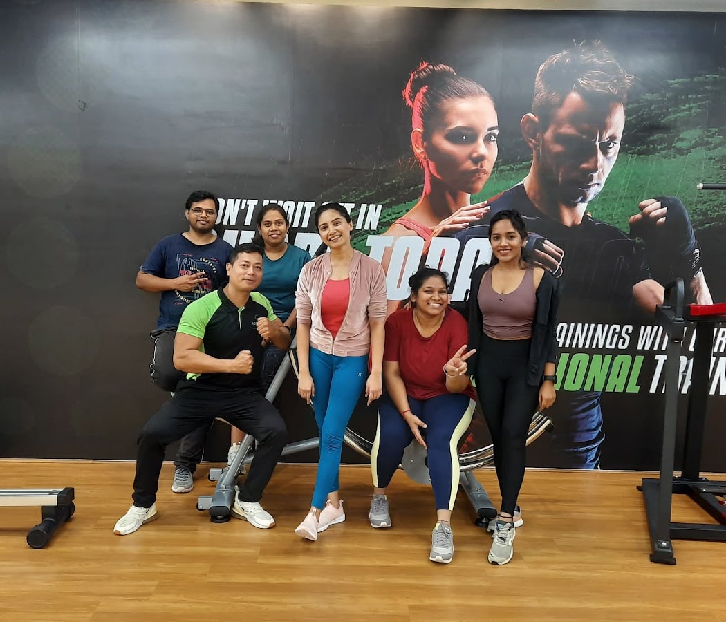 ICONIC FITNESS KORAMANGALA 7th Block - Largest fitness chain in Bangalore | Best Rated | Unisex Fitness Centers | Gx Studios 3