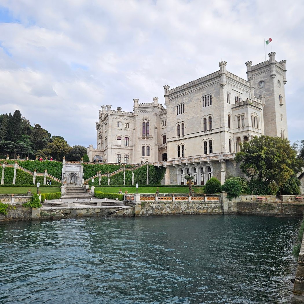 Miramare Castle 1