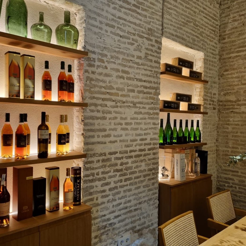 DELATIERRA TIENDA DE VINOS 4