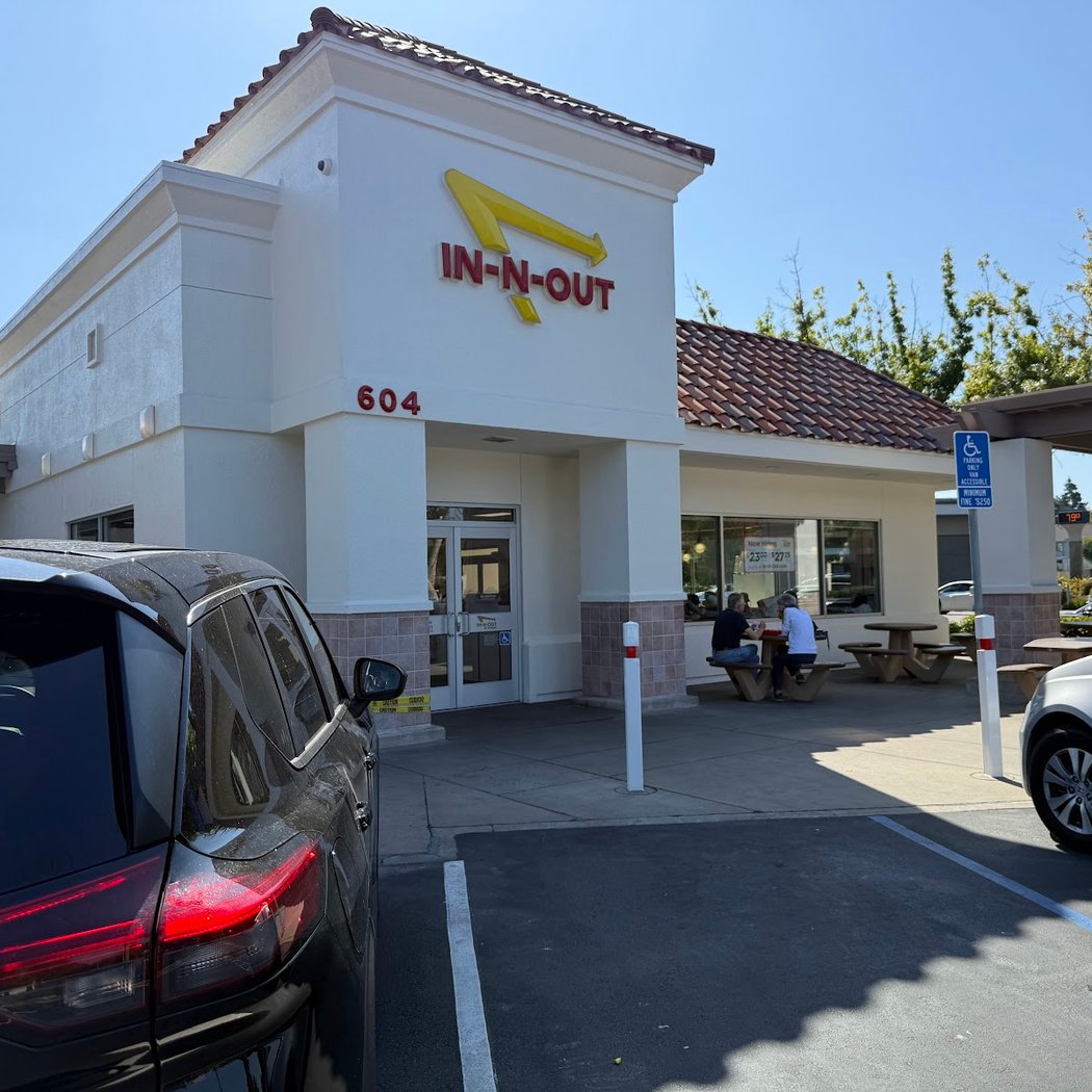 In-N-Out Burger 2