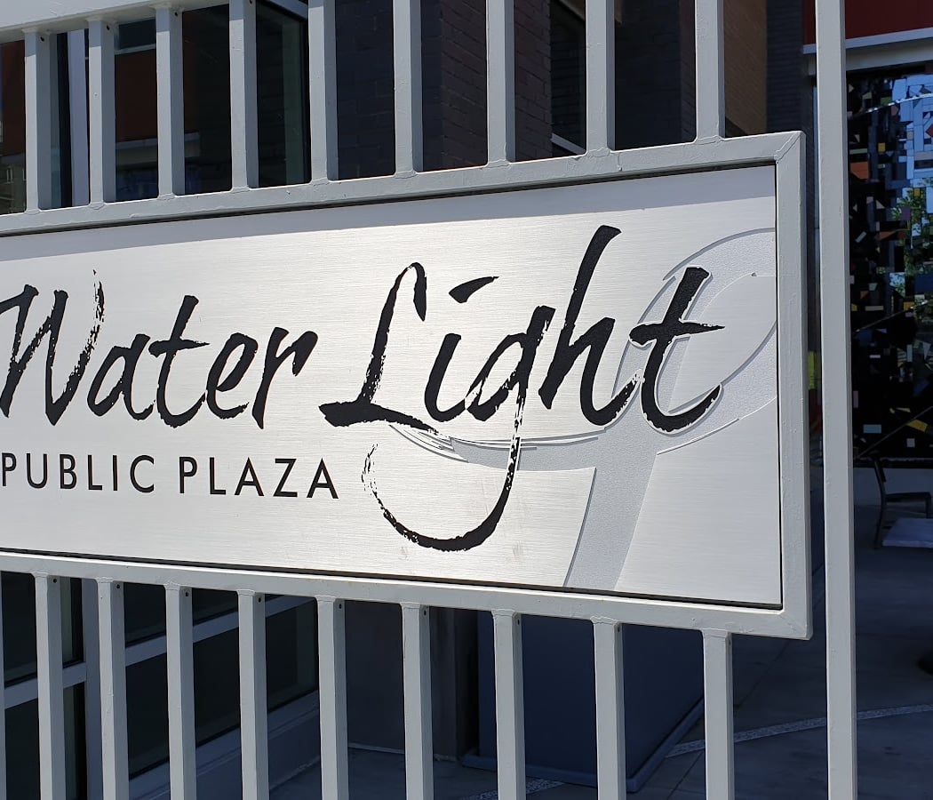 Water Light Public Plaza 3