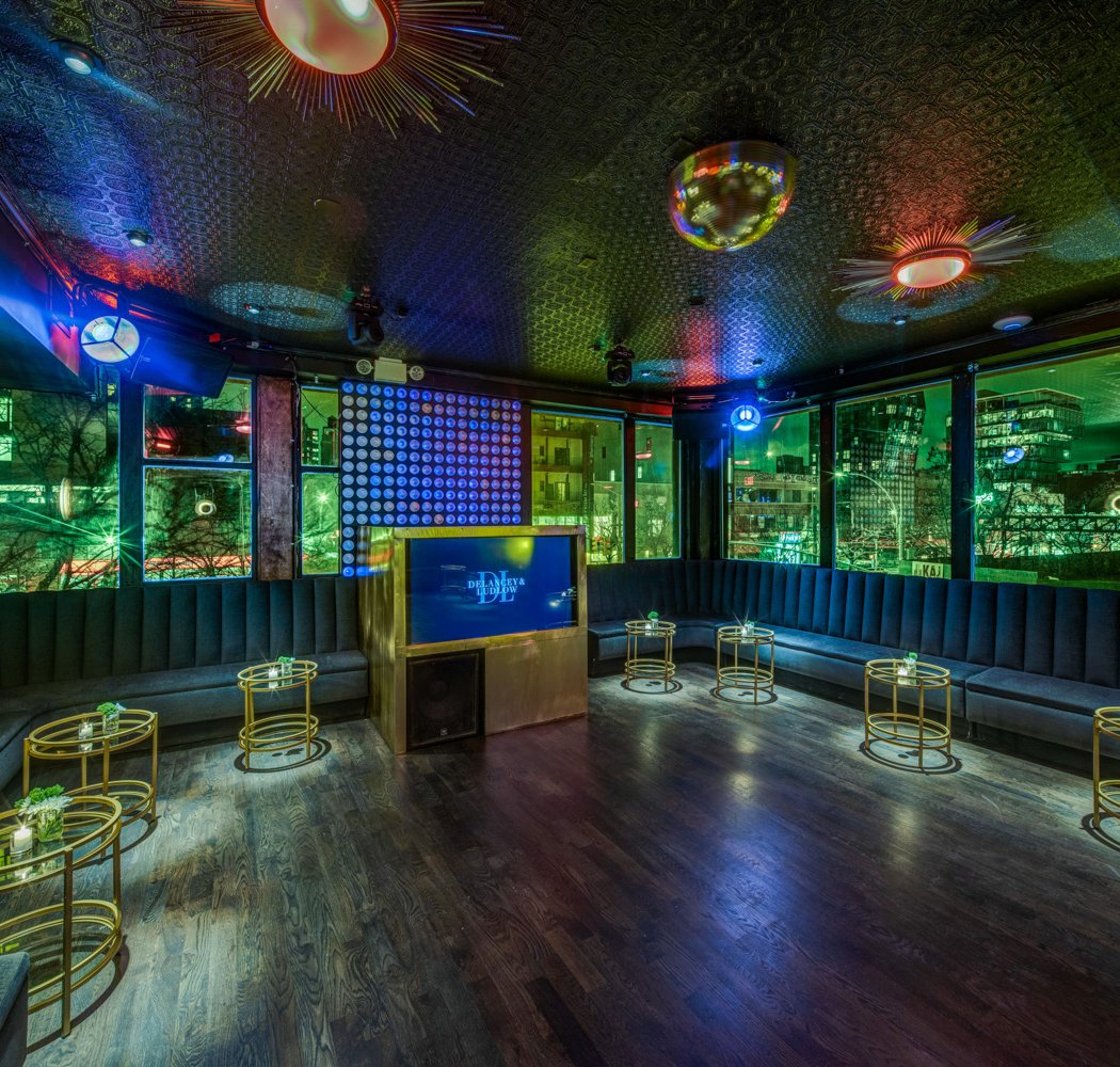 THE SALON: Mardi Gras 10th Anniversary Extravaganza 4