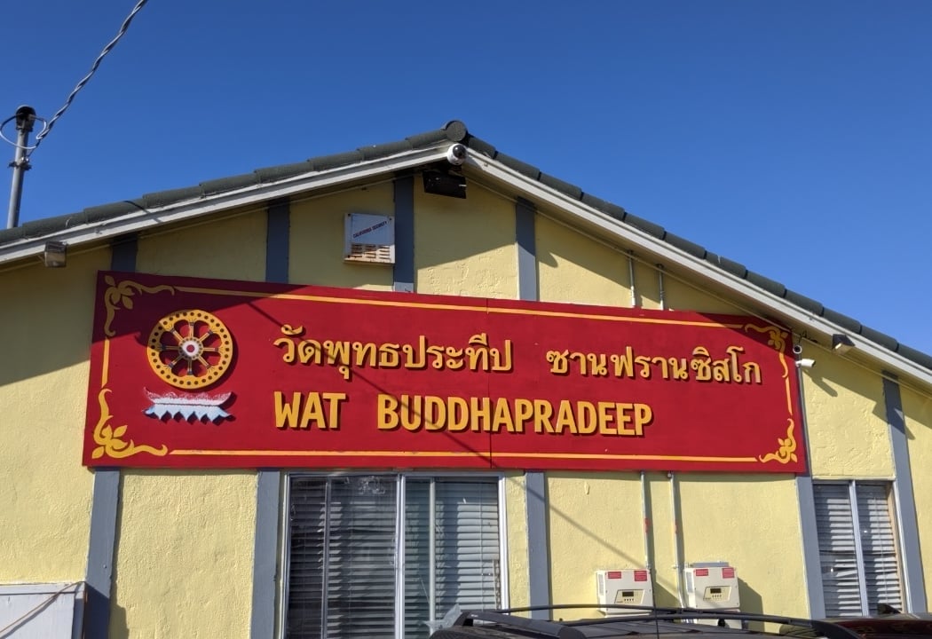 Thai Food Sales and Community Engagement 2