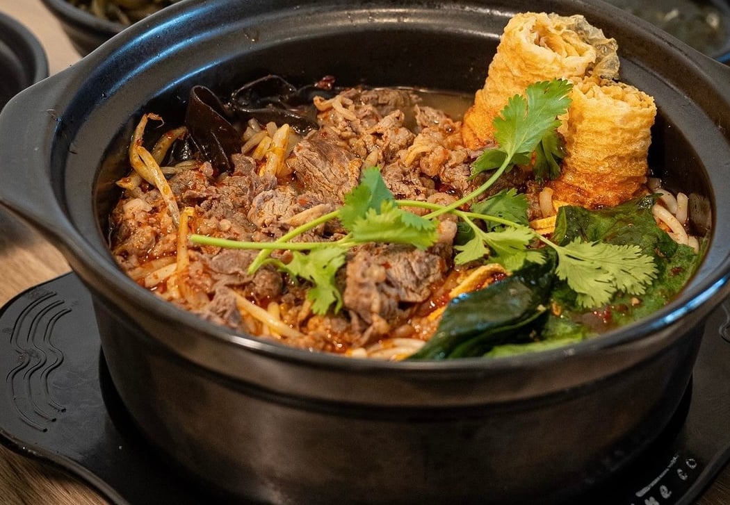 Sizzling Pot House (鼎香砂锅馆) 3