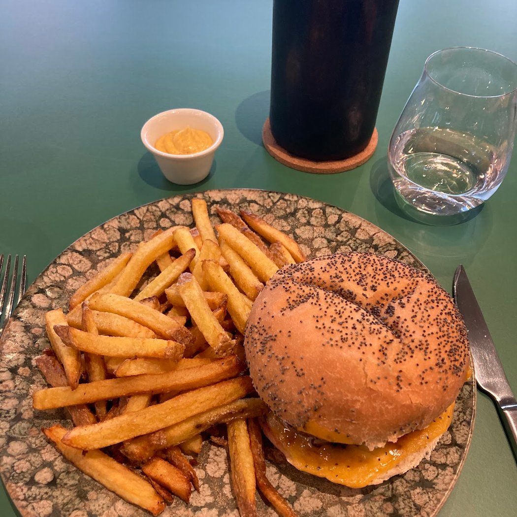 Le Monde Marche - Restaurant du MAC VAL 3