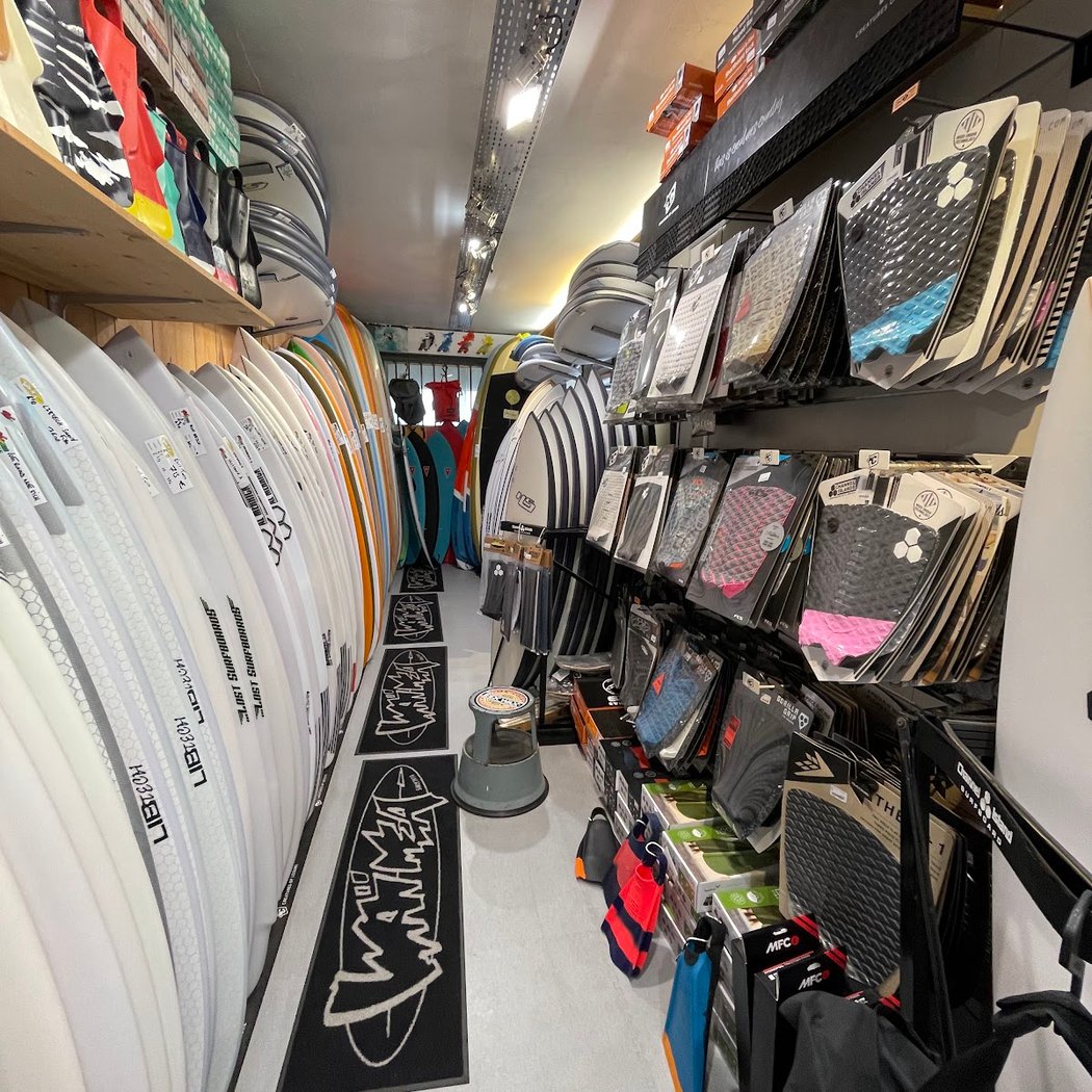 WAIMEA Surf Shop 3