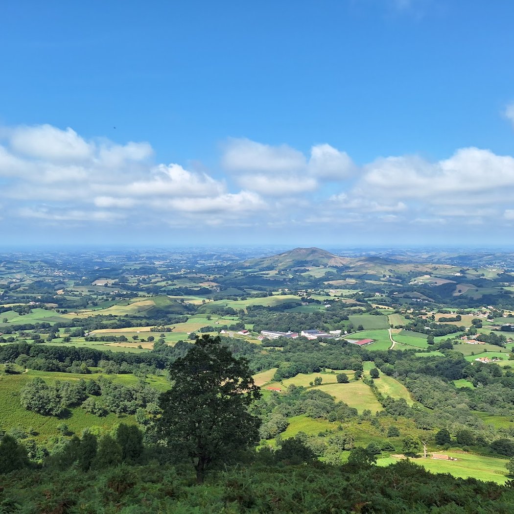 Base de loisirs du Baigura: petit train, école de parapente, trottinette tout terrain, Pays Basque, Baigura 3