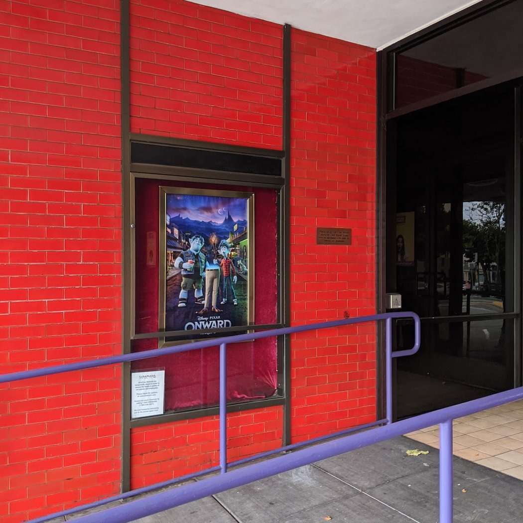 CinéArts at the Empire 2
