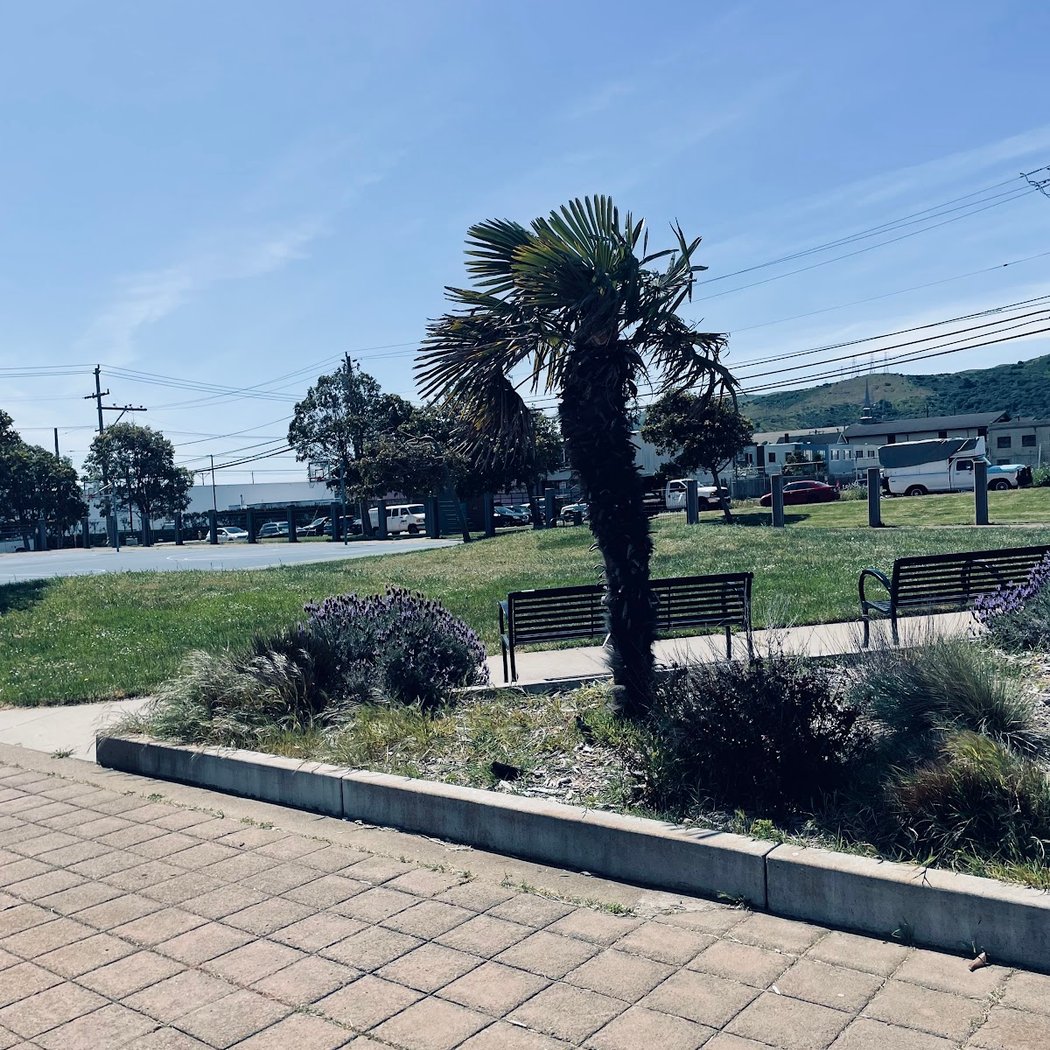 Kelloch & Velasco Mini Park 3