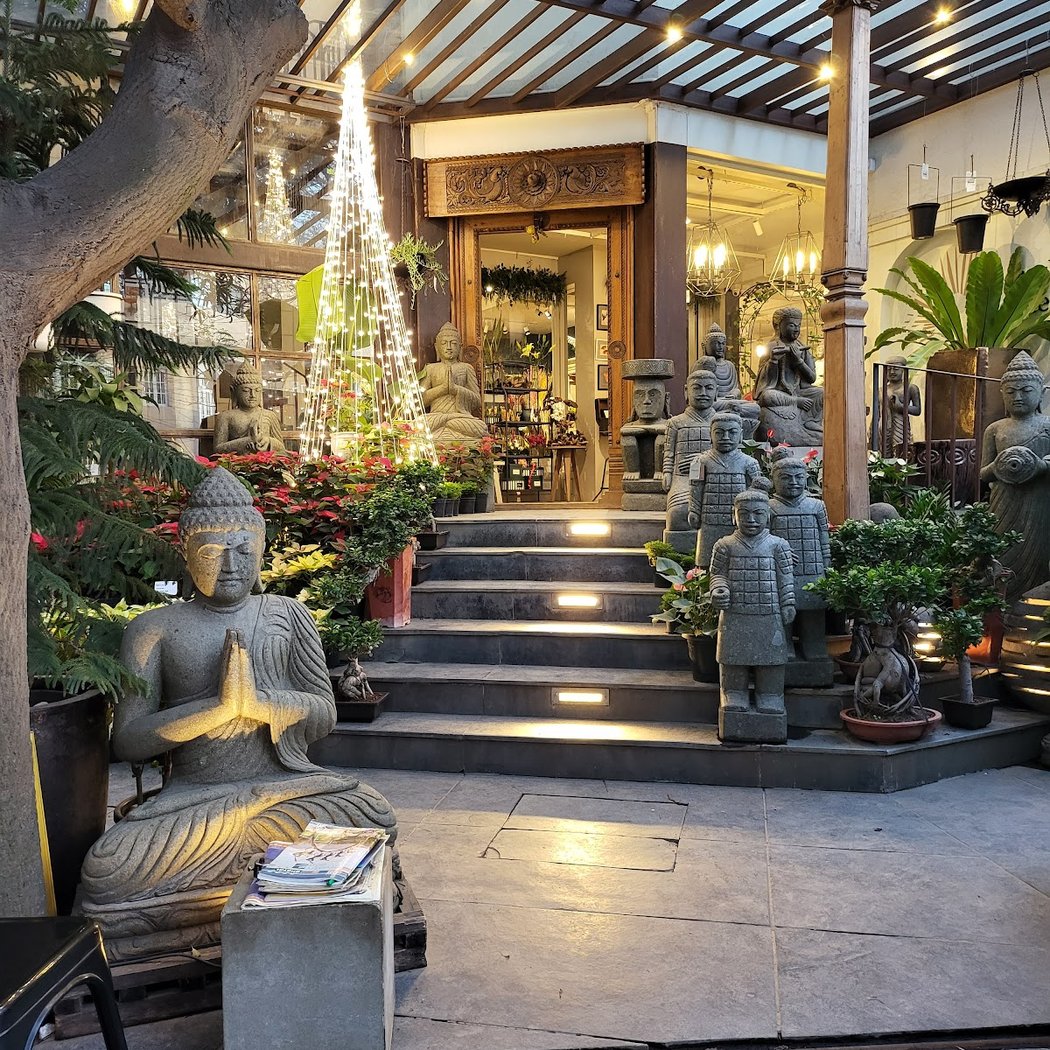 Beruru - Garden, Planter & Outdoor Furniture Store Bangalore 3