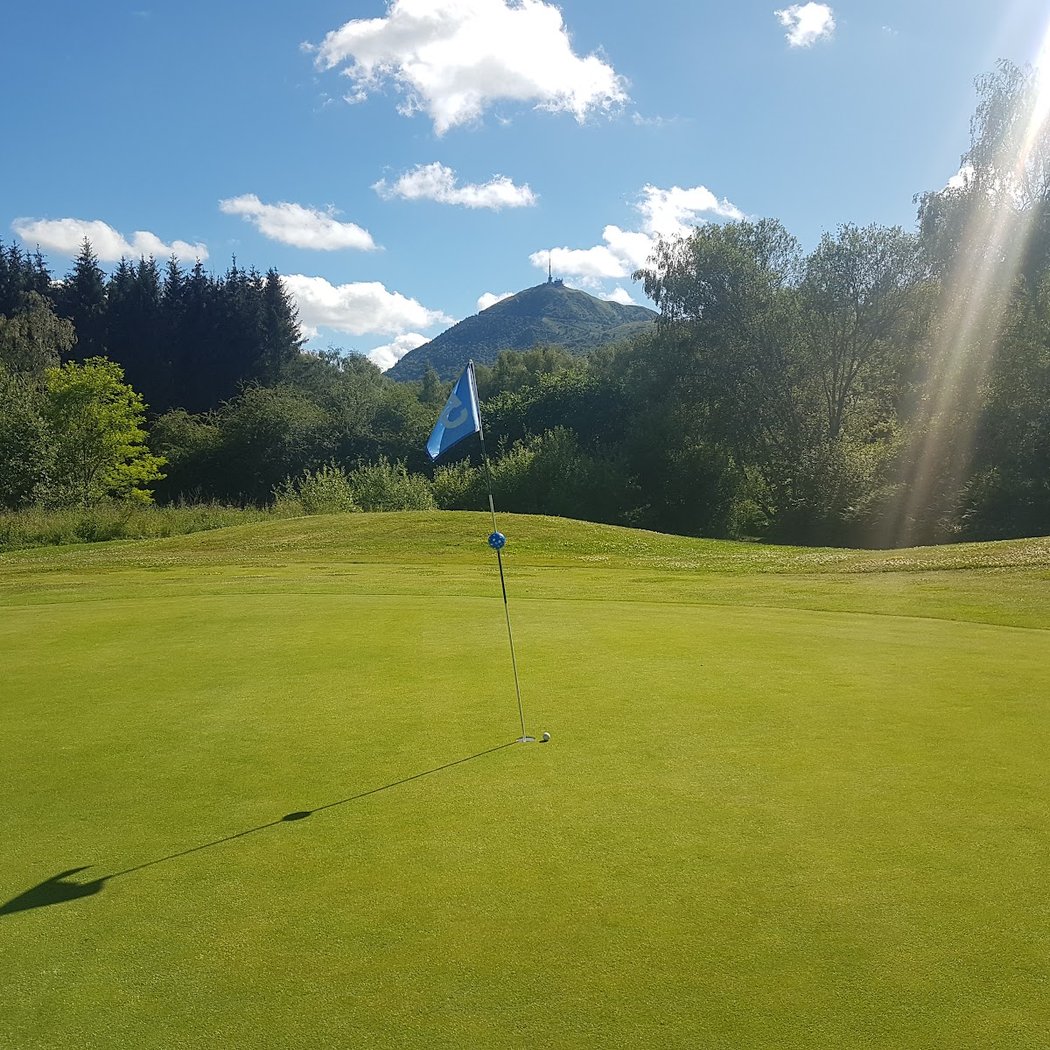 Golf des Volcans 1