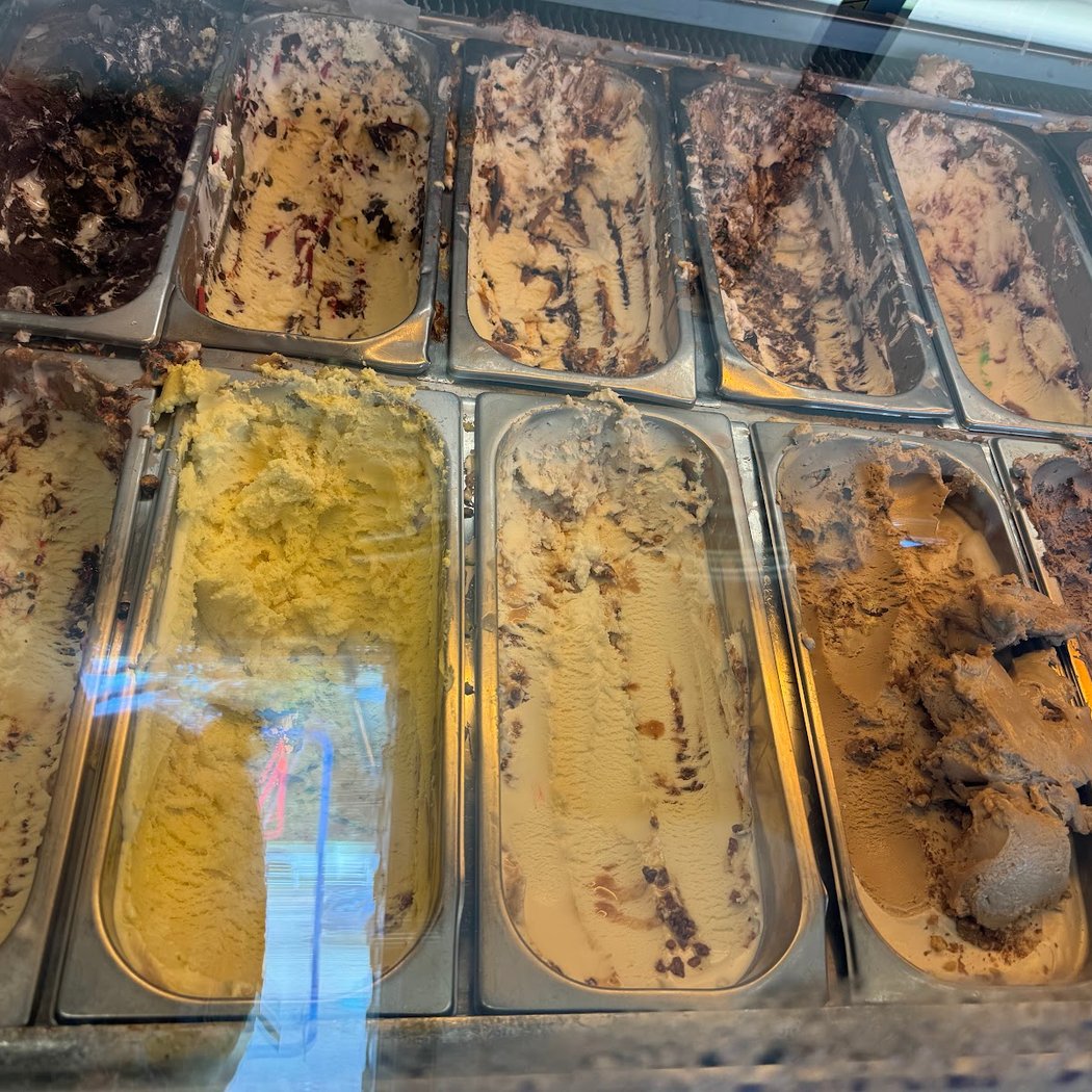Ice Cream Cottage 3