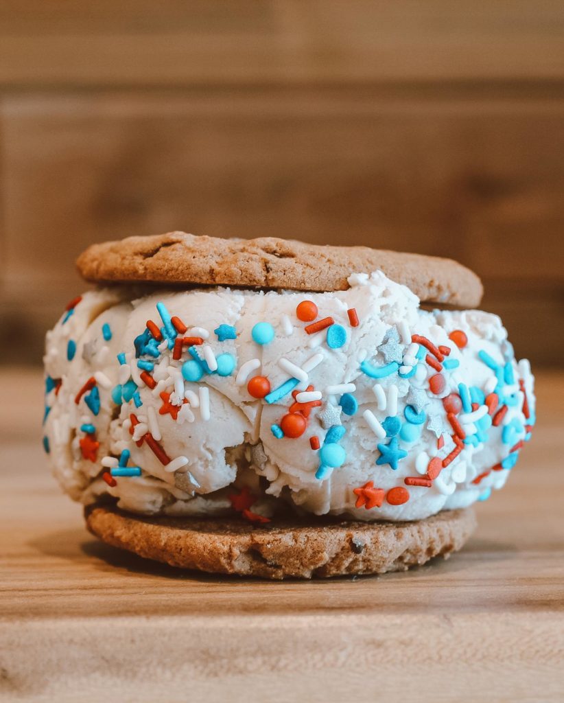 Squatch's Gourmet Ice Cream Sandwiches and Coffee Shop 3