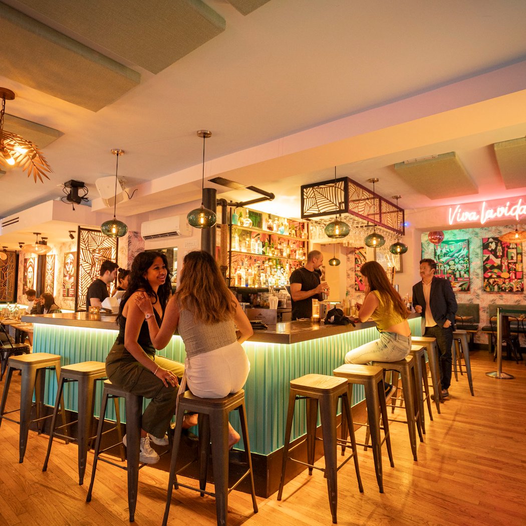 Yuca Bar & Restaurant 2
