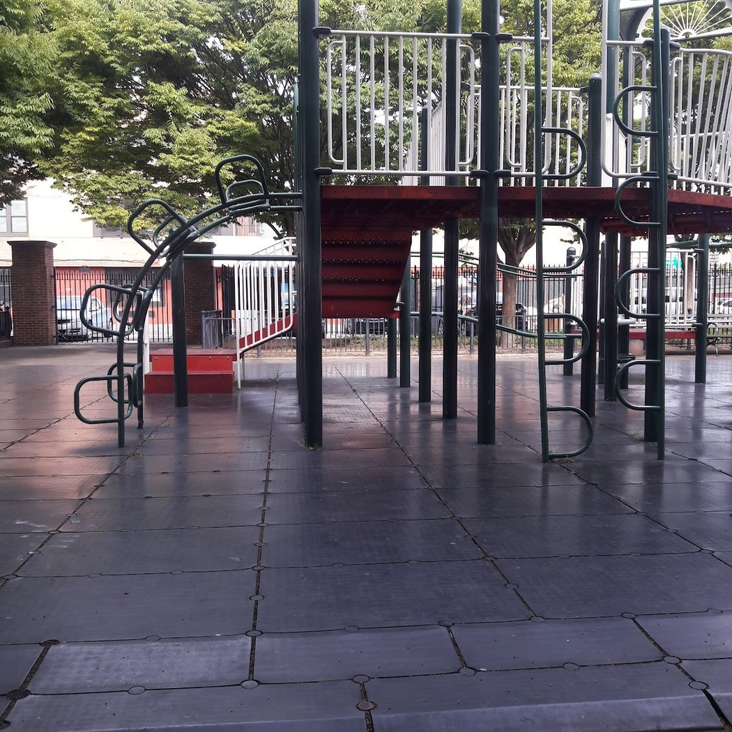 Colgate Close Park 2