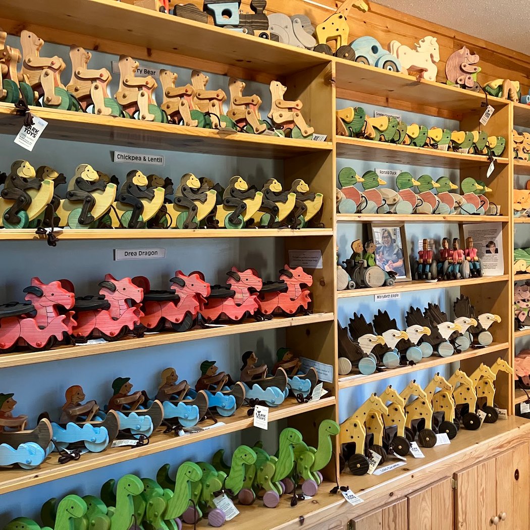 LARK Toys 3