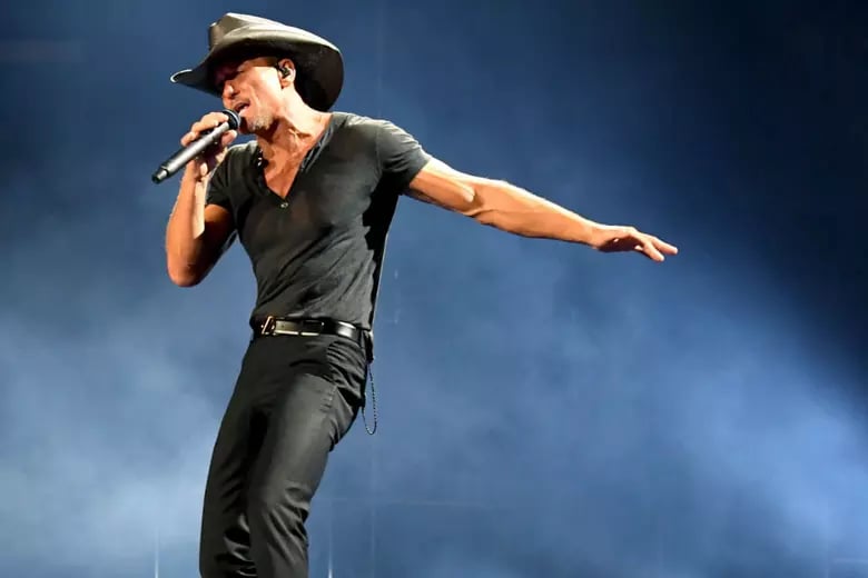 Tim McGraw & 49 Winchester 1