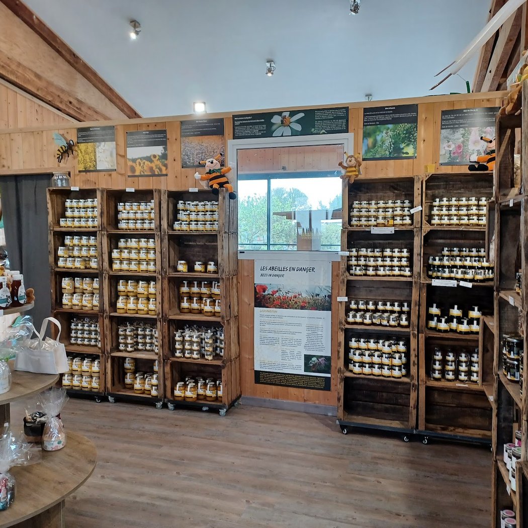The Honey Bee Re / Beekeeper - Producer 3