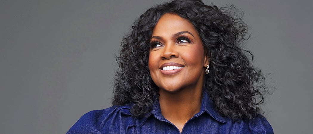 Christmas with Cece Winans Live in Concert 1