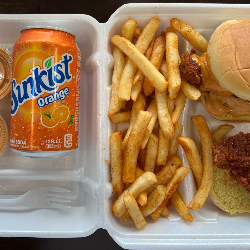 Chick N Drip (Nashville Hot Chicken) 3