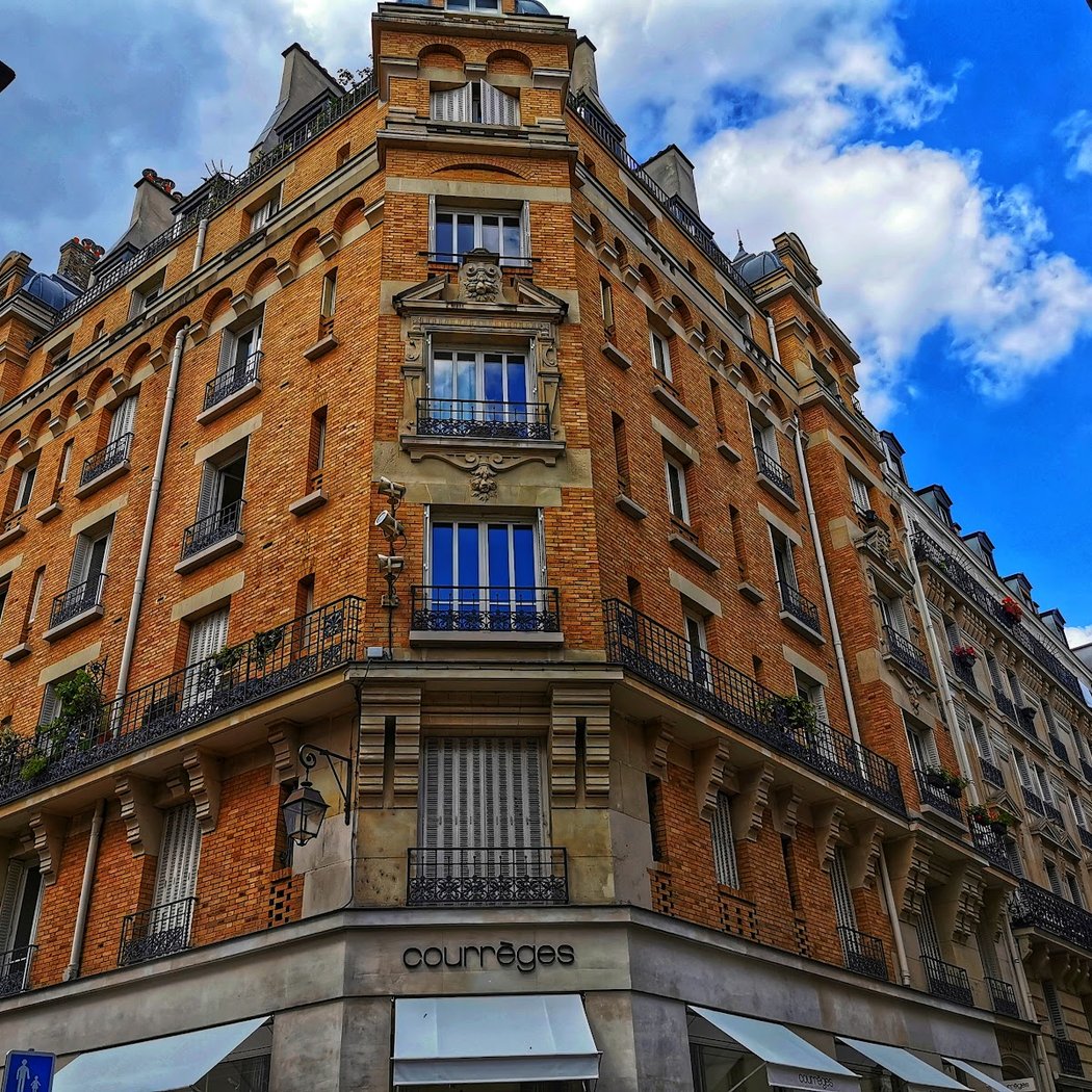 23 Rue de Sévigné 1