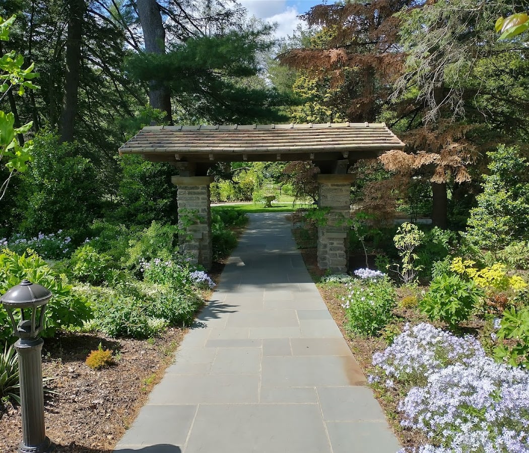 Stoneleigh: a natural garden 2