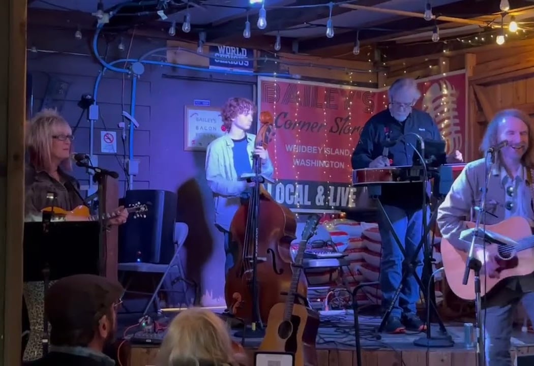Live Music: Pete Keating 3